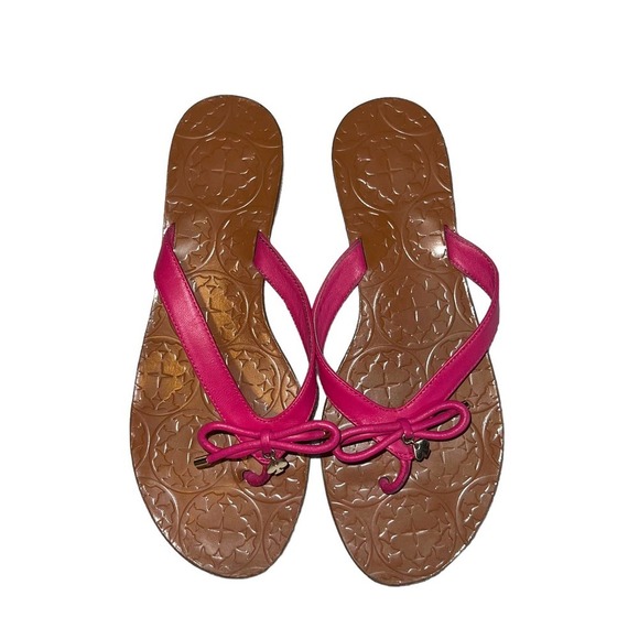 Kate Spade Leather Thong Sandals in Hot Pink with Spade Charm - Size 9.5 - Picture 7 of 9